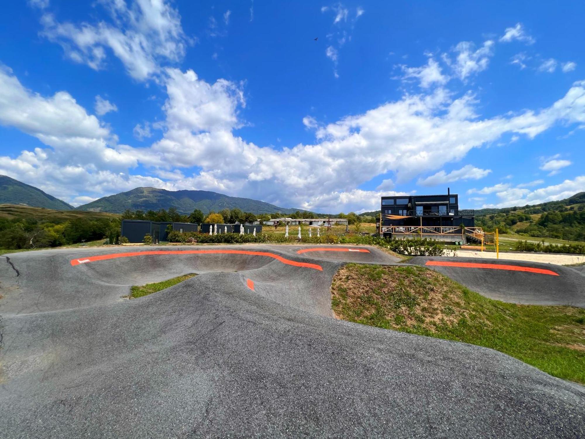 Flandra Glamping Otel Corbeni Dış mekan fotoğraf