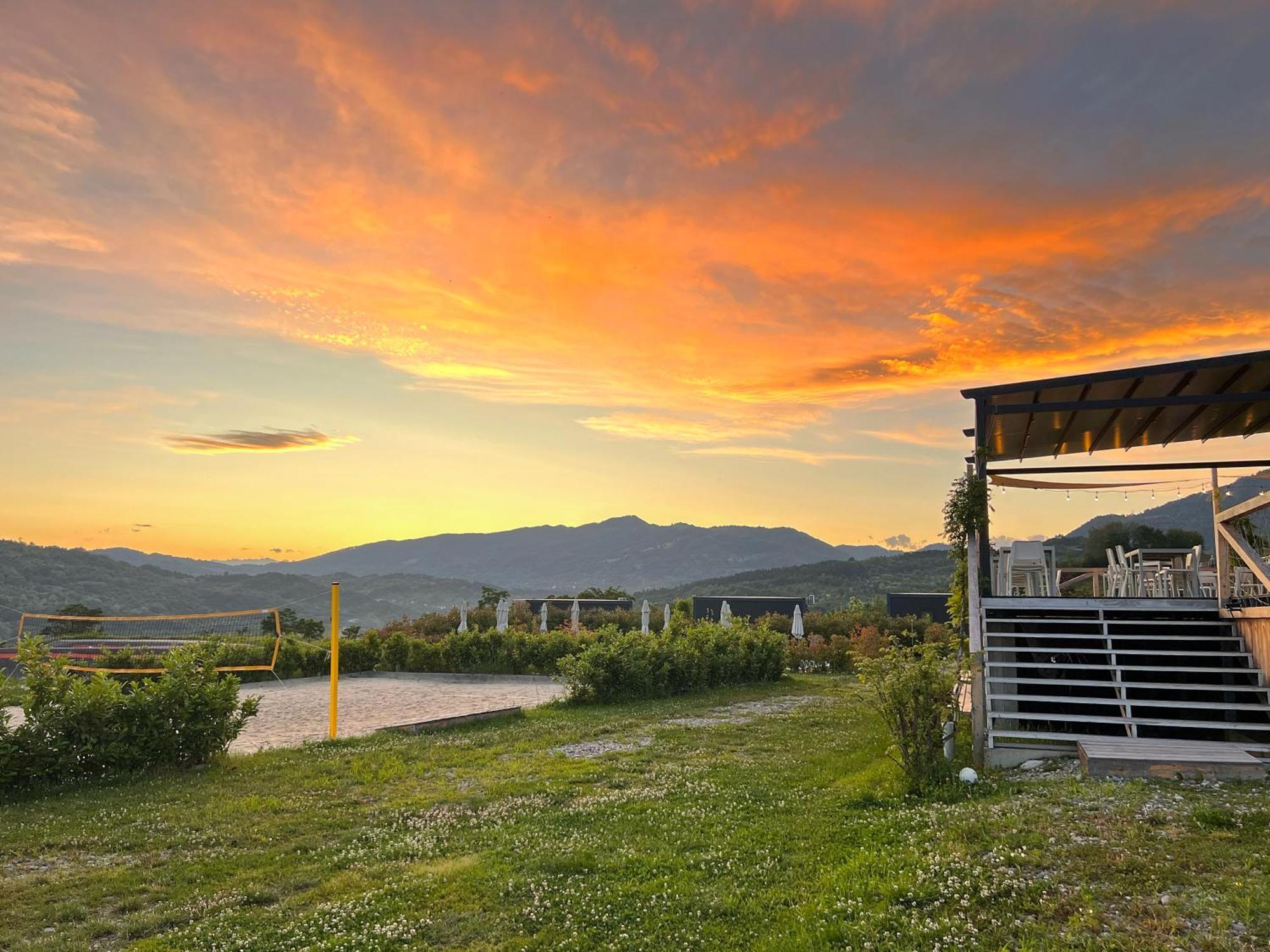 Flandra Glamping Otel Corbeni Dış mekan fotoğraf